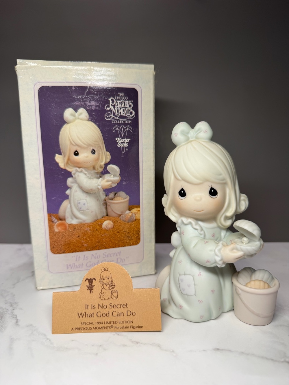 Precious Moments “It’s No Secret What God Can Do” Beach Figurine w/Box #531111